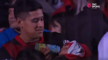 Un hincha de Colón de Santa Fe fue nominado al Premio a la Afición de la FIFA.