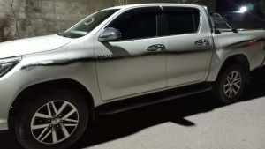 Denuncian autos rayados y vandalismo, a pocos días de las elecciones en Maquinchao