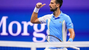 Novak Djokovic va por su quinto título en el US Open. (AP Photo/Manu Fernandez)