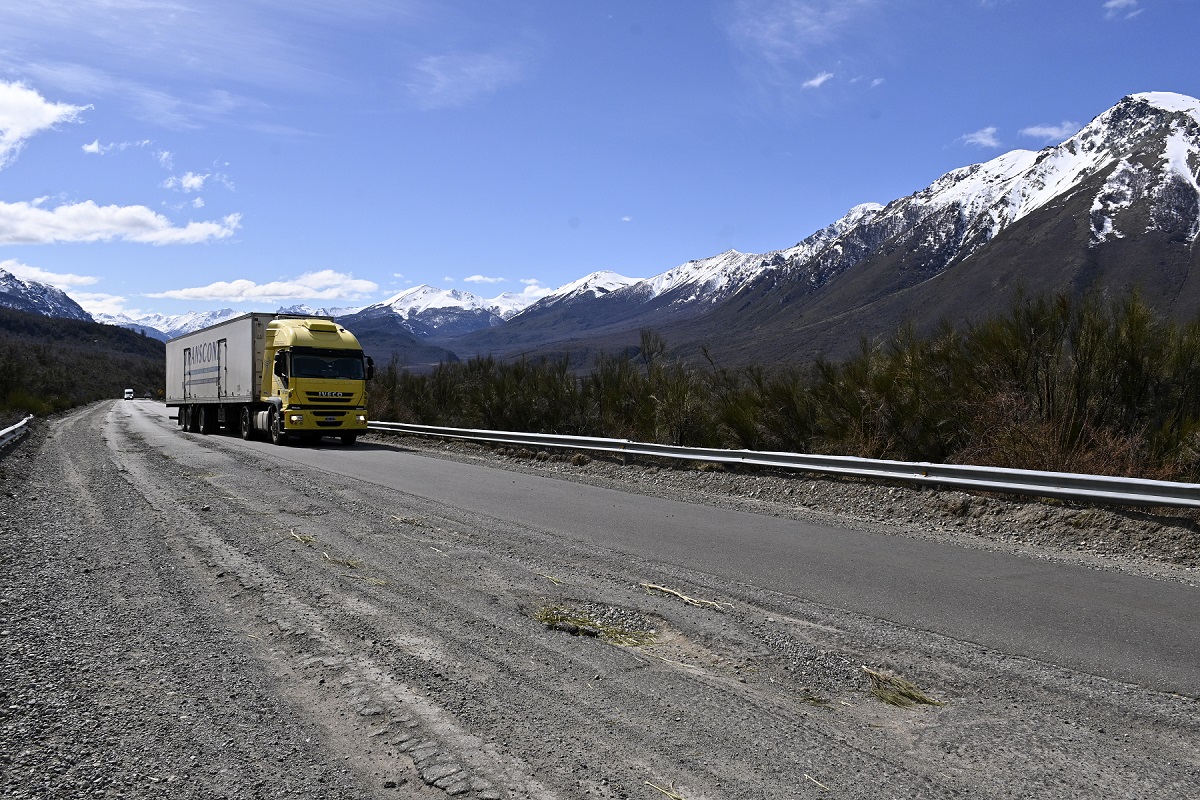 El mal estado de la Ruta Nacional 40 entre Bariloche y El Bolsón. Foto: archivo