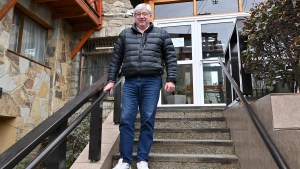 El intendente de Bariloche eximió a su gremio del pago de deudas municipales por tasas