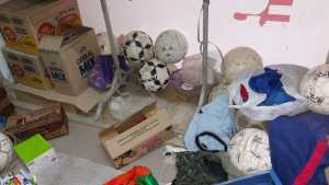 Destrozaron y robaron un club de Roca: &#8216;Se llevaron hasta la ropa que usamos para jugar en la Confluencia&#8217;