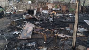 Los vecinos están reuniendo donaciones para construir su hogar. Foto: Gentileza.