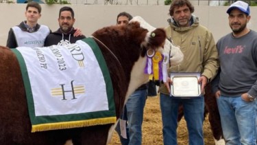 La premiación de Emperador en la Rural de Palermo.