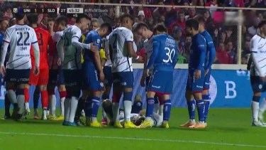 Los jugadores del Ciclón, Sánchez y Bareiro salieron expulsados.