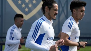 Cavani tiene banca del hincha, a pesar de su sequía goleadora. Janson y Pol asoman en el once titular.