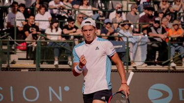 Sebastián Báez aprovechó su gran momento y logró el segundo punto de la serie.