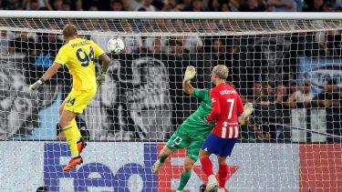 Ivan Provedel fue la gran figura de la primera fecha la Champions League.