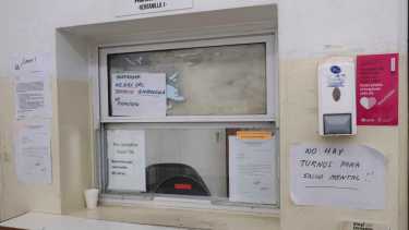 No hay turnos, no hay atención y las ventanillas de admisión están cerradas en el hospital Francisco López Lima de Roca. “No, no y no”, rezan los carteles informativos.
Foto: Juan Thomes