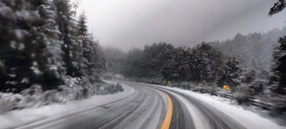 La nieve complica el tránsito Foto: Gentileza 