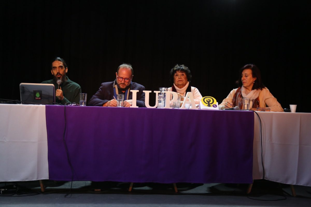 Jornadas de Extensión de la RUP. El panel integrado por Facundo Boccardi, Mario Pecheny, Dora Barrancos y Marcela Cena.