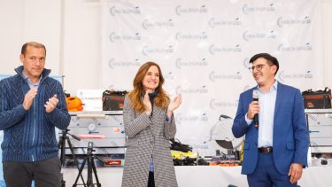 Acto institucional del 19 de septiembre en Senillosa, con el gobernador Omar Gutierrez y la ministra Victoria Tolosa Paz (tuiter)