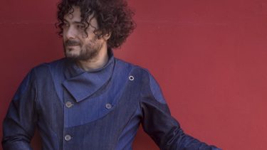 Raly Barrionuevo, en su casa de Unquillo.