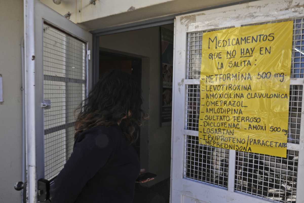 La falta de medicamentos es denunciada desde el año pasado en hospitales y centros barriales. (Foto: Archivo/ Juan Thomes)