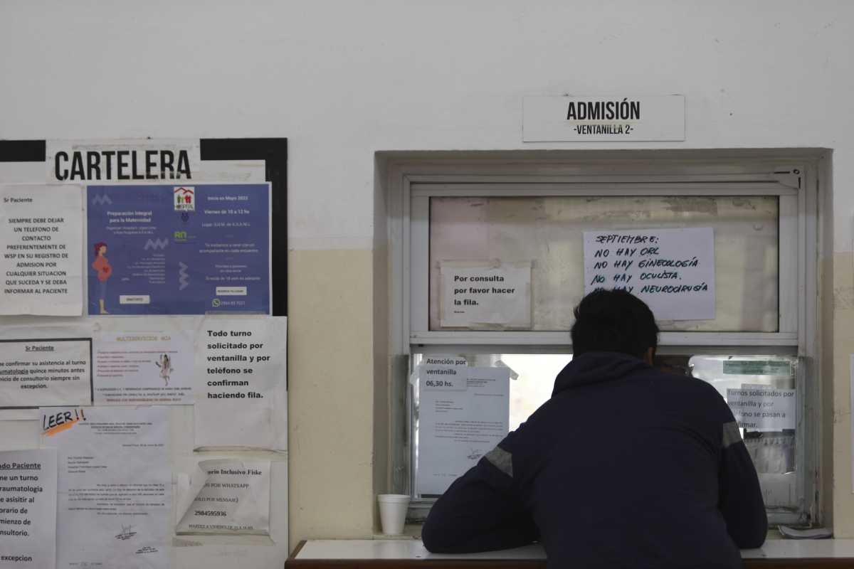 No hay turnos y faltan insumos en los hospitales de Río Negro. Foto: Juan Thomes