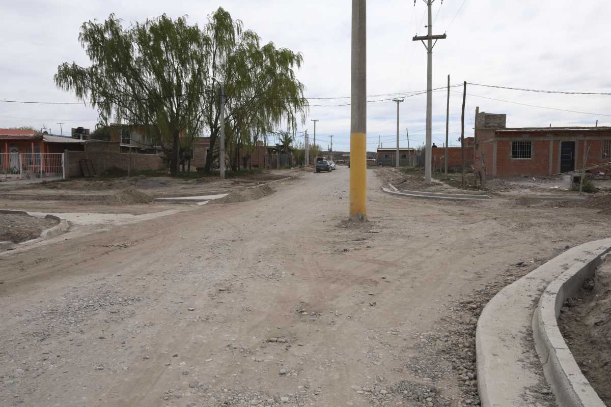 El poste se encuentra en una calle principal de lado este. Foto: Juan Thomes
