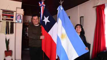 Junto a su esposa, Olga, conformaron un grupo de tradiciones chilenas. Foto: Andres Maripe.