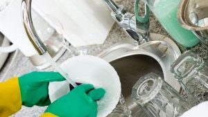 Empleadas domésticas: Cuánto sale la hora de trabajo en septiembre 2023