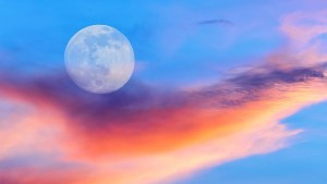 Llega la Luna Llena en Aries o la Superluna de Cosecha: Cómo aprovechar su energía
