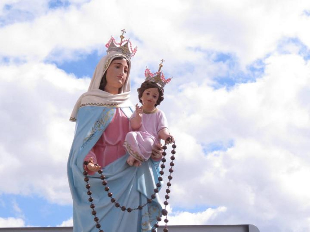 La Virgen del Rosario de San Nicolás es seguida por muchos devotos que piden su intervención ante Dios.-