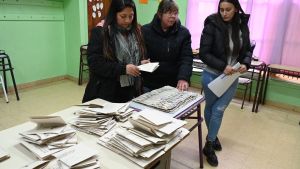 Comenzó el recuento de votos en Bariloche