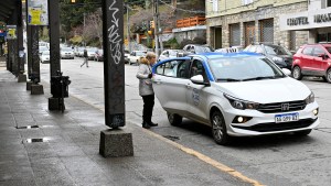 Paro de transporte en Bariloche: «Decidimos no ser más rehenes del sistema», dijo Gennuso