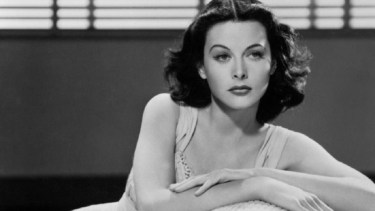Conocida como la “mujer más bella de Europa” Hedy Lamarr protagonizó el primer desnudo cinematográfico de cine. Crédito: Mujeres con ciencia.

