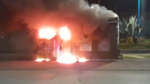 Vandalismo: incendiaron un Punto Limpio en pleno centro de Roca