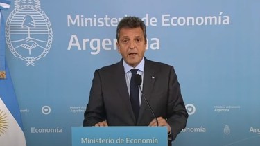 El ministro de Economía lanzó nuevas medidas para jubilados, trabajadores autónomos y monotributistas. Foto: Captura. 