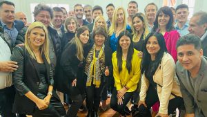 Esto es en off: De la confianza y los temores de Javier Milei a la multitud que espera Massa en Neuquén