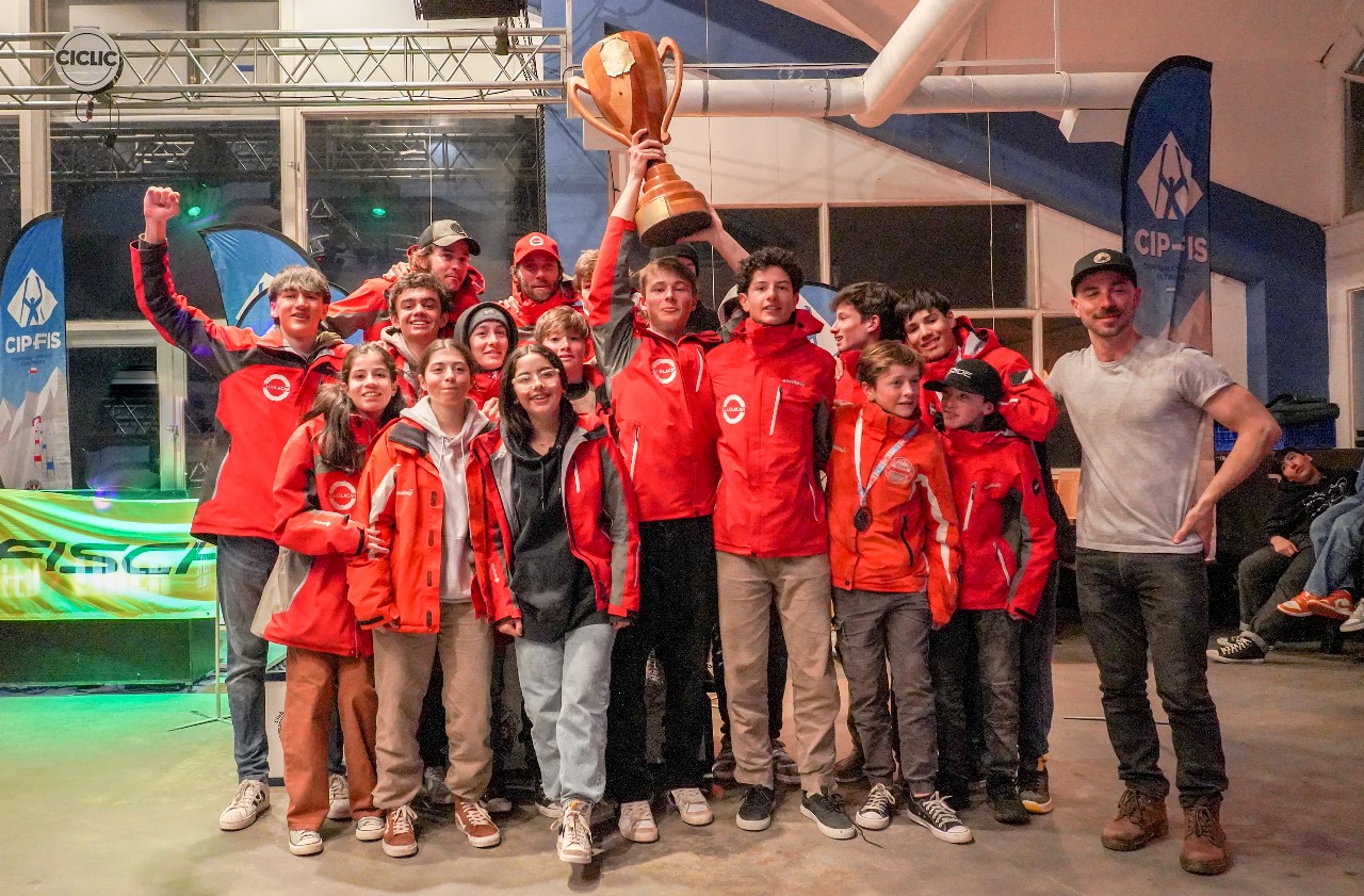 La Asociación Deportiva y Cultural Lácar, de San Martín de los Andes, se quedó con el Patagónico Infantil de Esquí. Foto: Gentileza