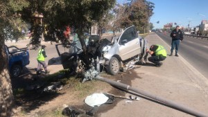 Fuerte choque en exRuta 22: dos mujeres fueron trasladadas al hospital de Neuquén