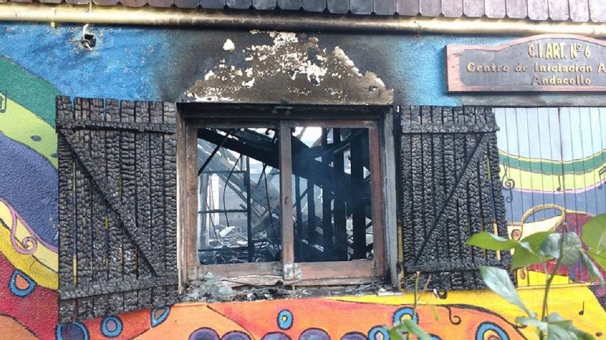 La institución se incendió y perdió todo; sin embargo, la batalla por el edificio propio sigue en pie. Foto: Gentileza. 