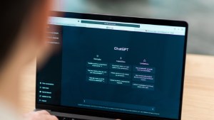 Sí, ahora también podés hablar con ChatGPT y escuchar sus respuestas