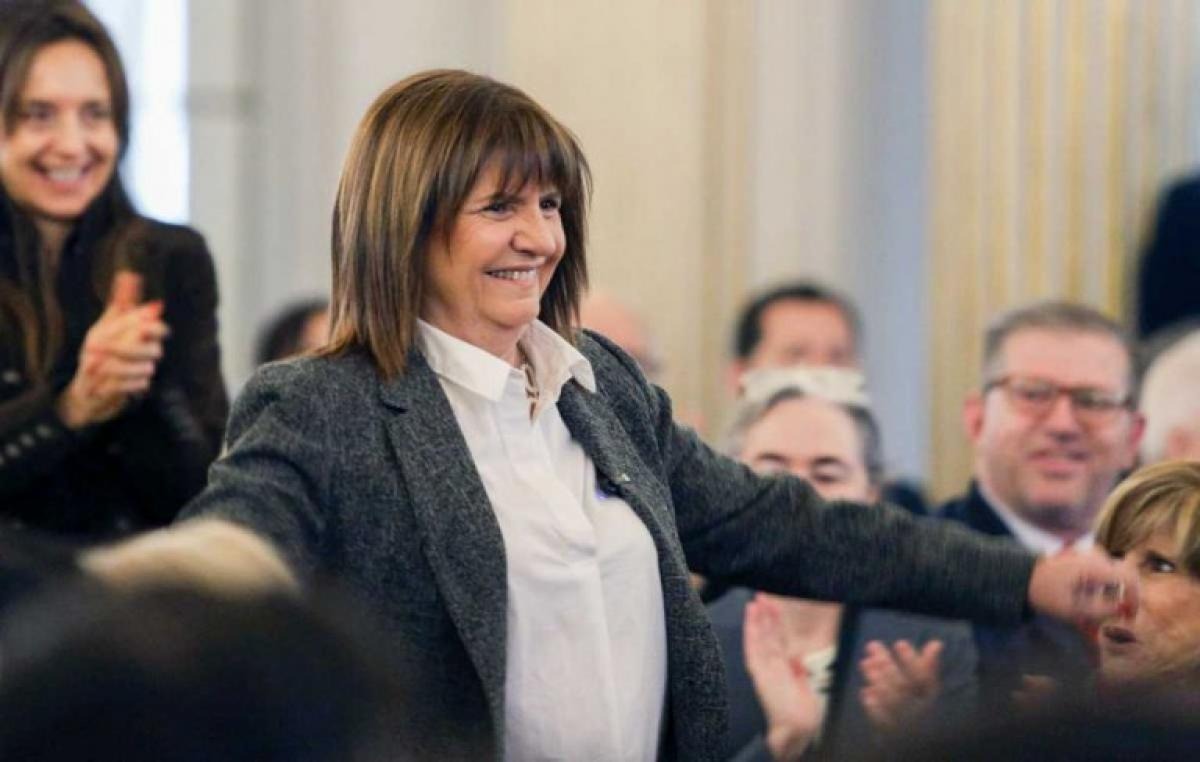 Bullrich llegó a Santiago del Estero y cargó contra Massa. Foto: Gentileza NA. 