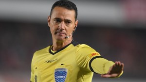 Boca ya sabe quién será el árbitro del cruce con el Palmeiras