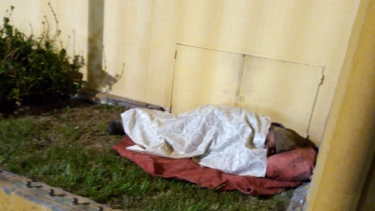 El hombre mayor de edad estaba en situación de calle y se reencontró con su familia. Foto: facebook