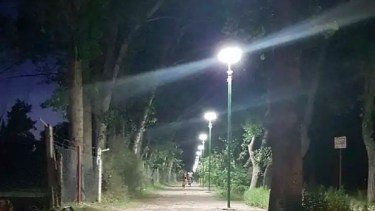 Cortaron los cables en 30 postes de luz ubicados en la bicisenda. Foto: Archivo.