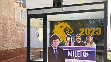 Así es la "pecera" de Milei en Cipolletti. (Florencia Salto)