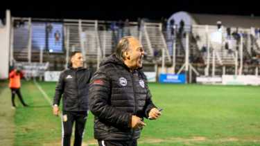 Bonjour mejoró considerablemente a Cipolletti. (Foto: Juan Thomes)