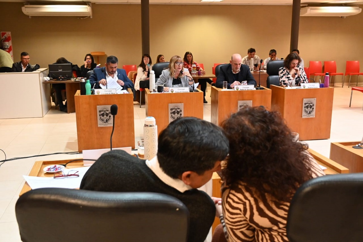 La iniciativa recibió siete votos a favor y dos en contra. Foto: Marcelo Ochoa.