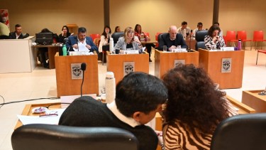 La iniciativa recibió siete votos a favor y dos en contra. Foto: Marcelo Ochoa.