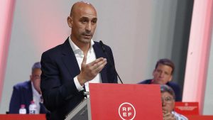 Finalmente, Rubiales renunció como presidente de la Federación española de fútbol