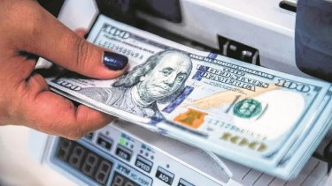 El dólar mantiene una tendencia a la baja en los últimos días. 