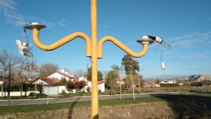 Destruyeron otra vez el alumbrado de un espacio verde en Villa Regina