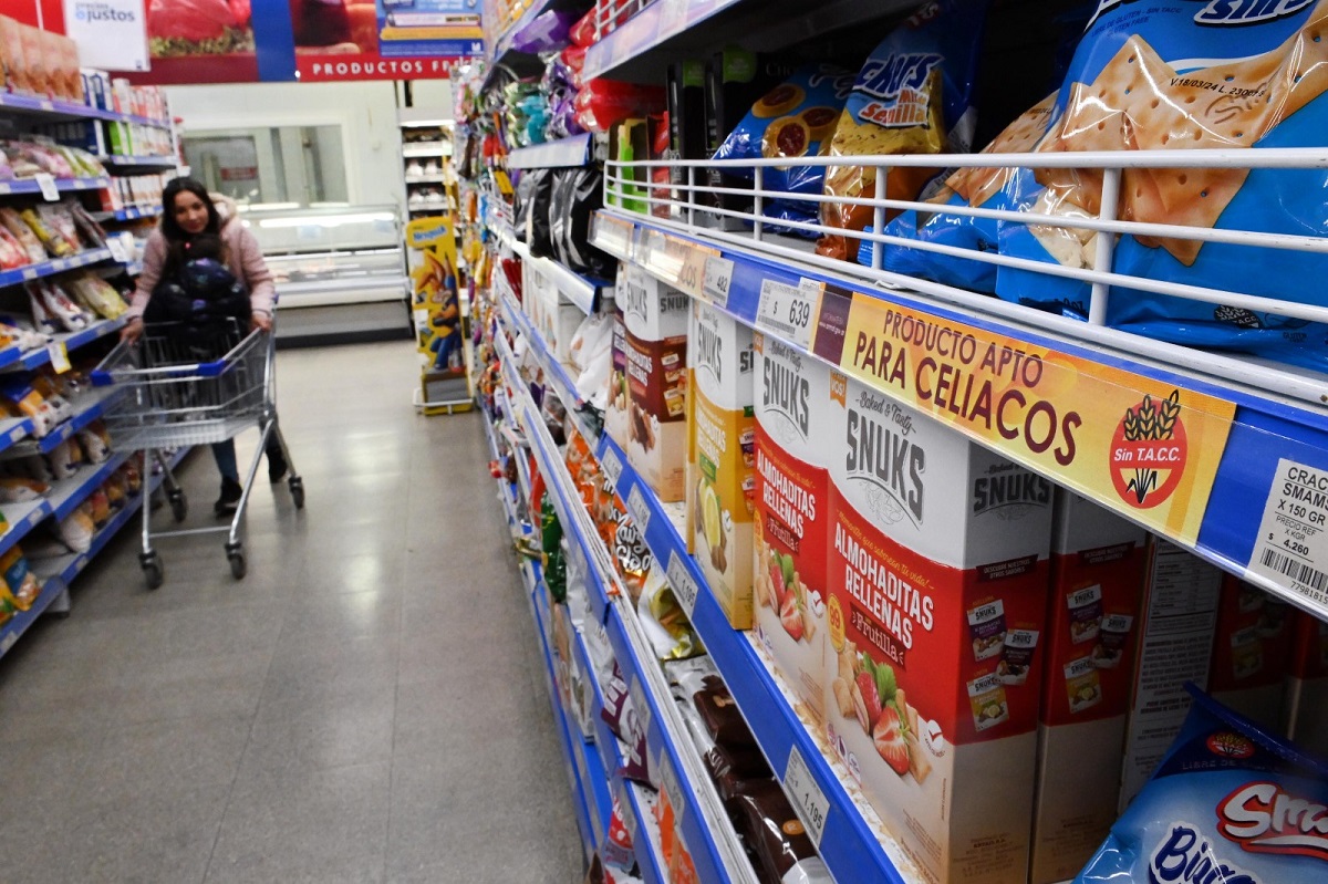 Milei busca que las empresas tengan libertad para definir los precios. Foto: Marcelo Ochoa.
