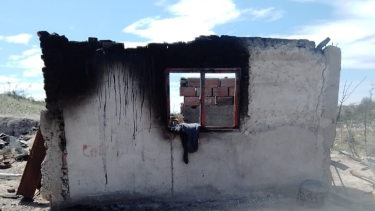 Perdió todo en un incendio y piden colaboración para el damnificado en Roca