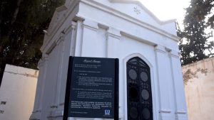 Neuquén: Los grandes misterios del panteón de la familia Mango