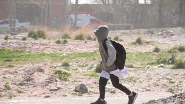 Se esperan fuertes vientos en Neuquén para este viernes. ¿Habrá clases? Foto: Archivo Matías Subat