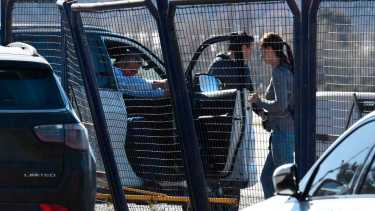 Leticia Esteves en el aeropuerto de Neuquén, momentos previos a la llegada de Sergio Massa. Foto: Matías Subat